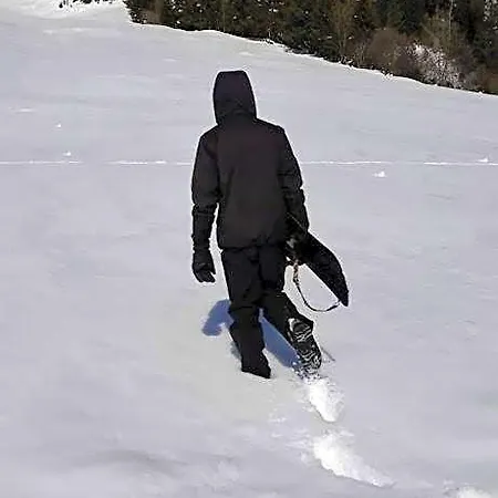 ベッド・アンド・ブレックファスト Snow+surf