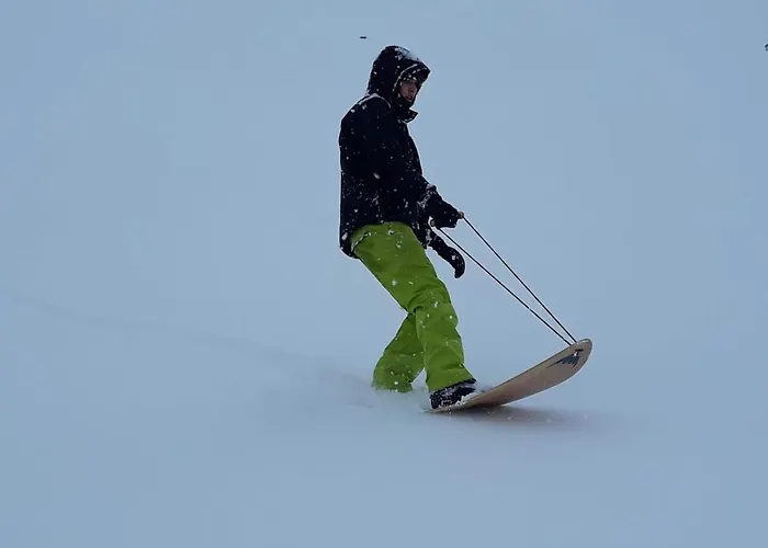 Alojamento de Acomodação e Pequeno-almoço Snow+surf 3*