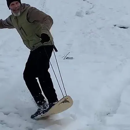 Snow+surf Alojamento de Acomodação e Pequeno-almoço 3*